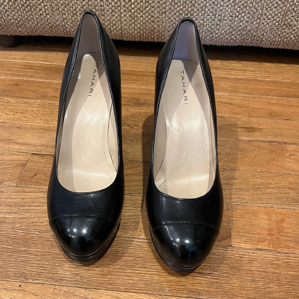 Tahari Platform Pumps